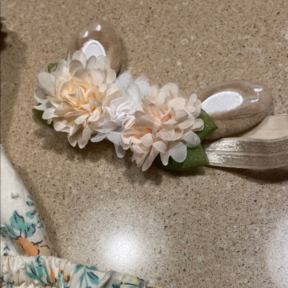 Haute Hippie Infant Cream and Orange Floral Set - Picture 4 of 8